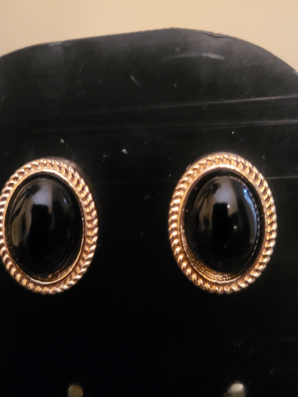 Francesca's Collections Gold-Tone Black Oval Cabochon Stud Earrings